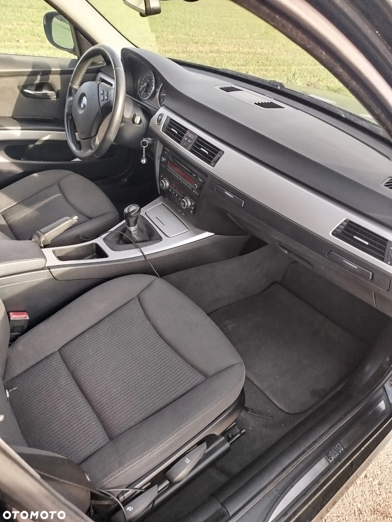 BMW Seria 3 318i - 12