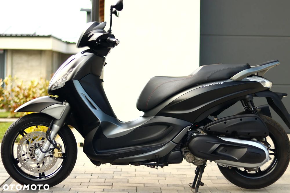 Piaggio Beverly - 22