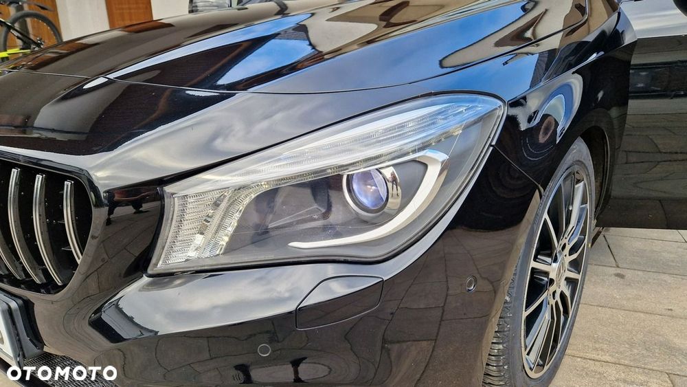 Mercedes-Benz CLA - 33