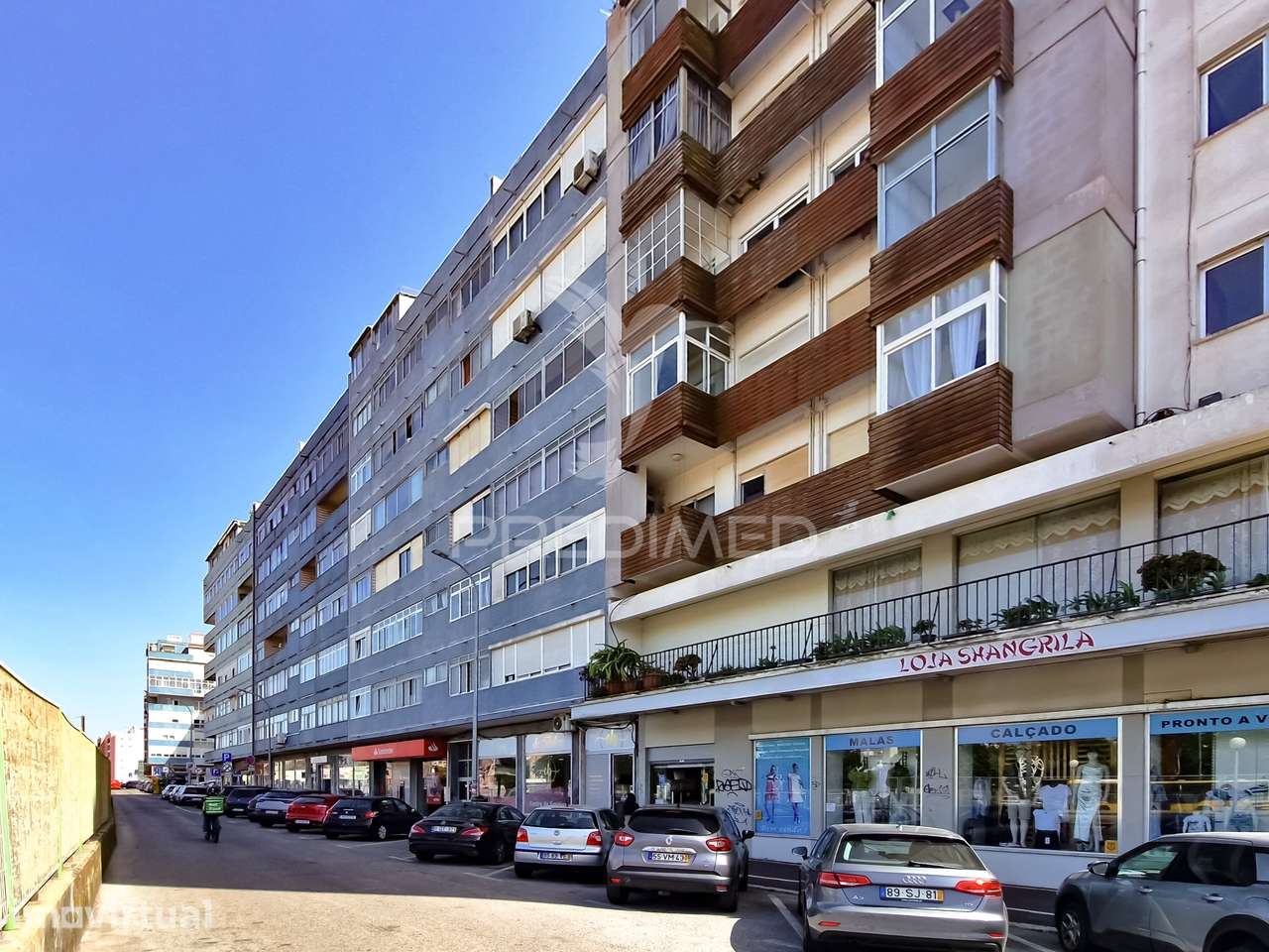 Apartamento T1 à venda no Centro da Amadora - Grande imagem: 2/16