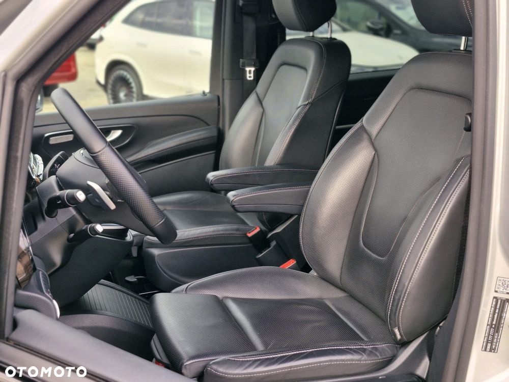 Mercedes-Benz Klasa V 2022