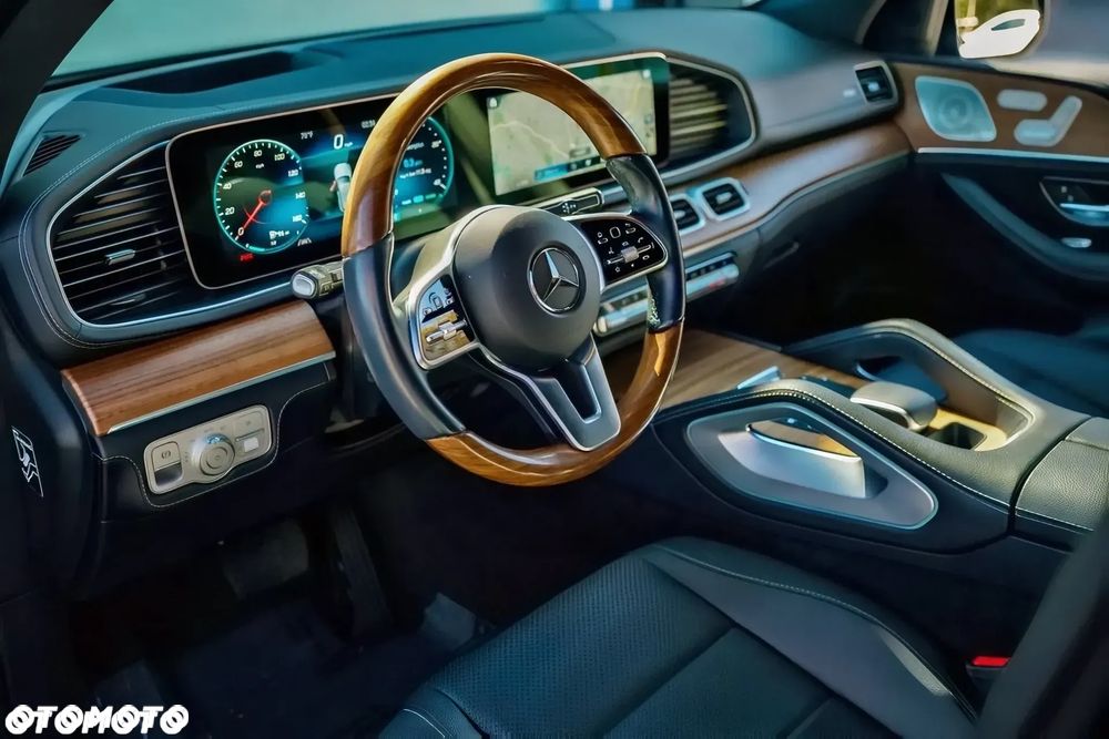 Mercedes-Benz GLE - 10