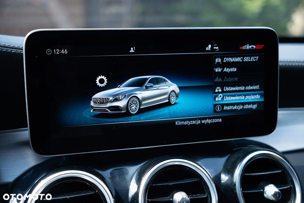 Mercedes-Benz Klasa C AMG 63 AMG Speedshift 7G-MCT - 36