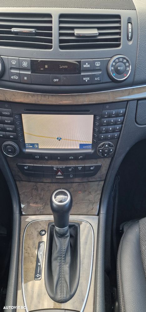 Mercedes-Benz E 220 T CDI Automatik Avantgarde - 17