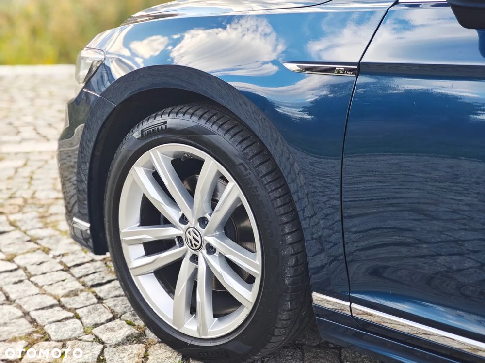 Volkswagen Passat 2.0 TDI Business DSG - 24