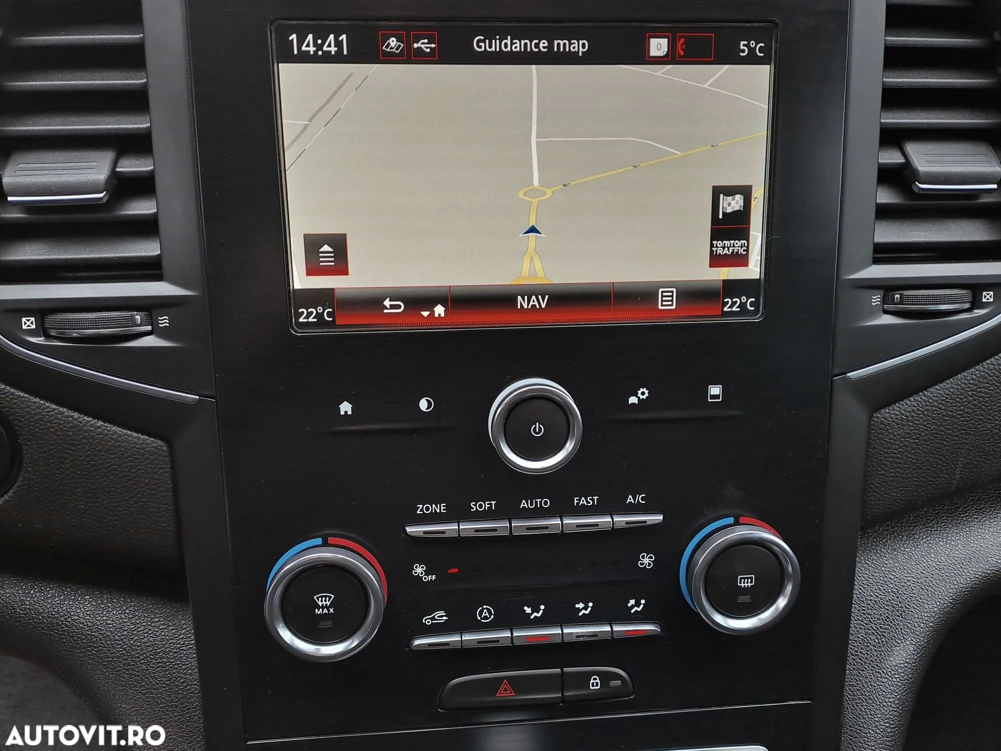 Renault Megane Grandtour ENERGY TCe 140 EDC LIMITED - 8