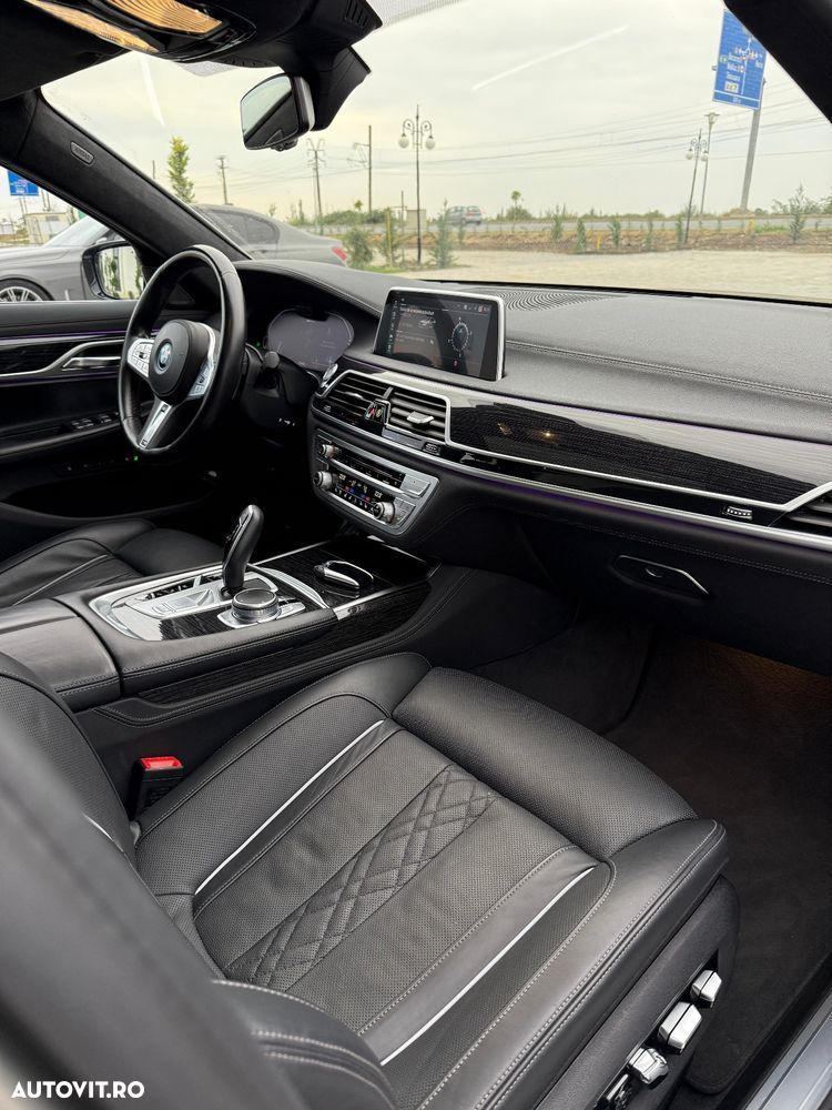 BMW Seria 7 745Le - 8