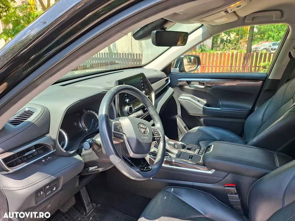 Toyota Highlander 2.5 L Dynamic Force 248CP Exclusive Metallic - 3