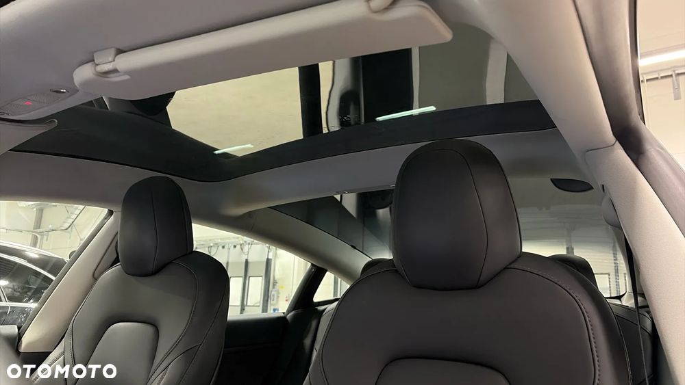Tesla Model 3 Langstreckenbatterie Allradantrieb Dual Motor - 8