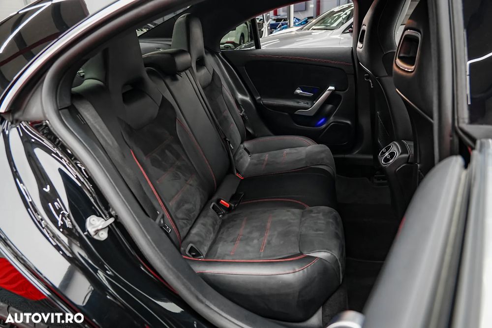 Mercedes-Benz CLA 180 7G-DCT AMG Line Advanced Plus - 8