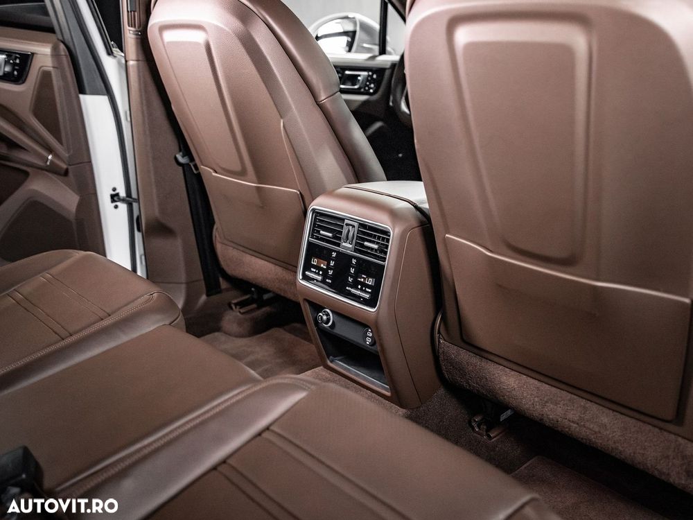 Porsche Cayenne Coupe E-Hybrid Tiptronic S - 9