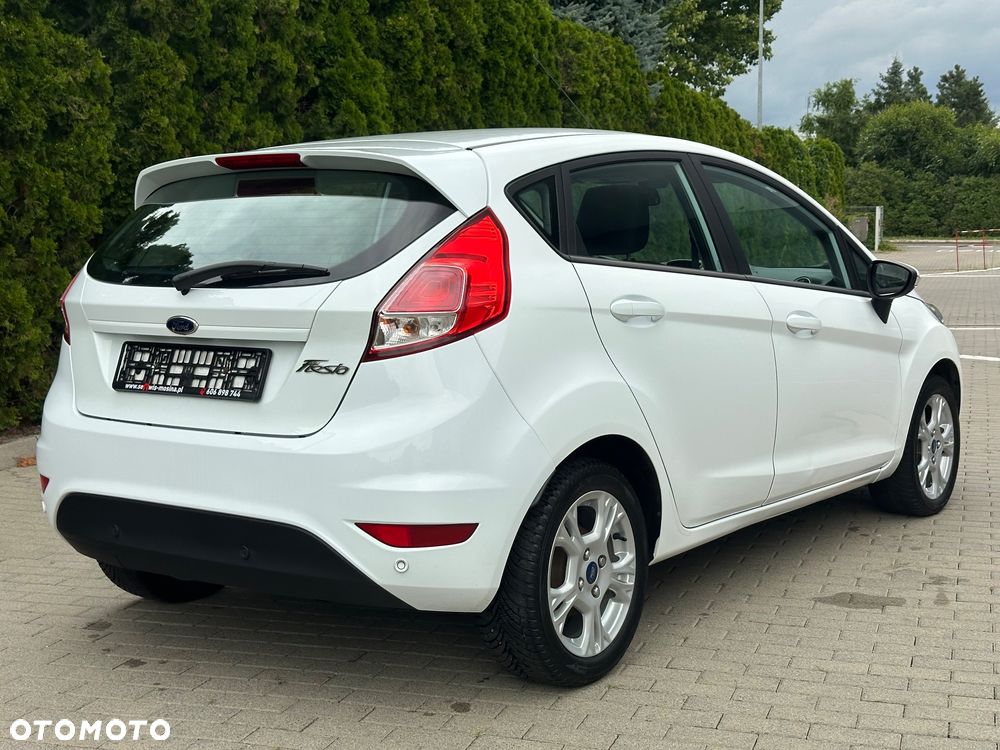 Ford Fiesta 1.6 TDCi SYNC Edition - 4