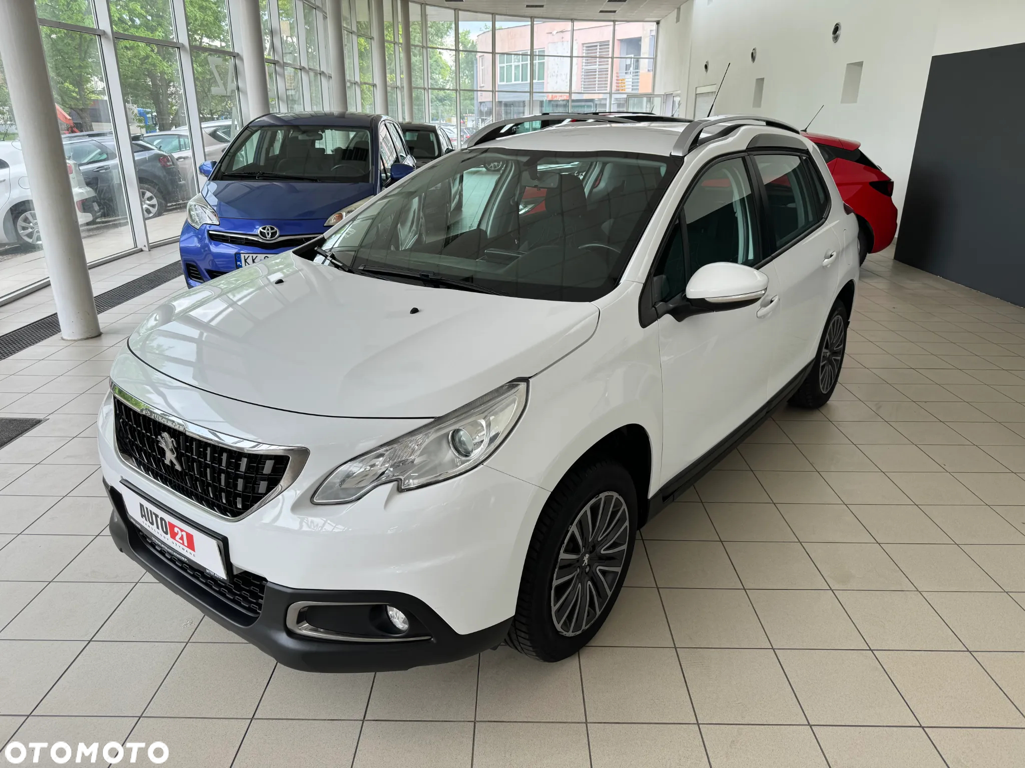Peugeot 2008 1.2 Pure Tech Active EU6 - 4