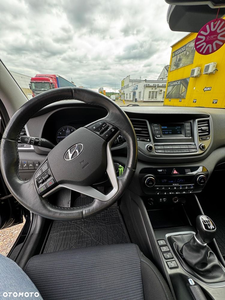 Hyundai Tucson 1.6 GDI BlueDrive GO 2WD - 17