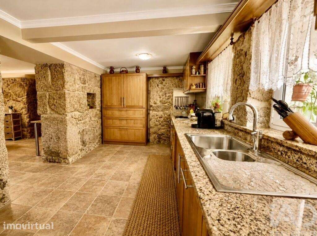 Casa / Villa T3 em Rocas do Vouga de 174,23 m2 - Grande imagem: 3/15