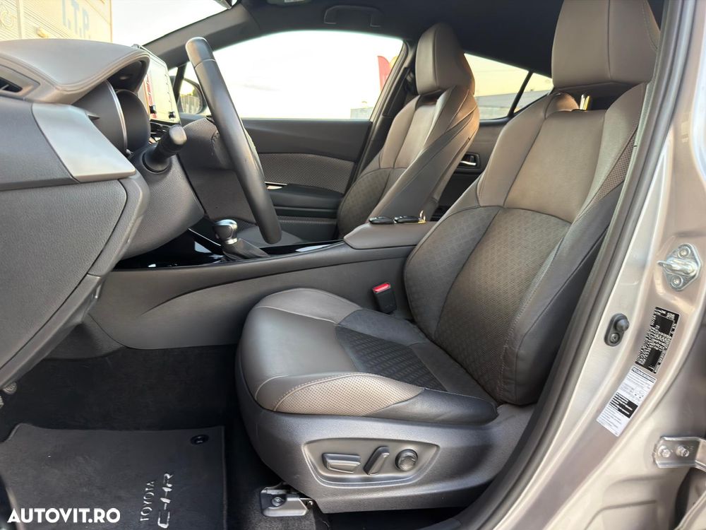 Toyota C-HR 2.0 HSD 184 CP 4x2 CVT Special Edition - 15