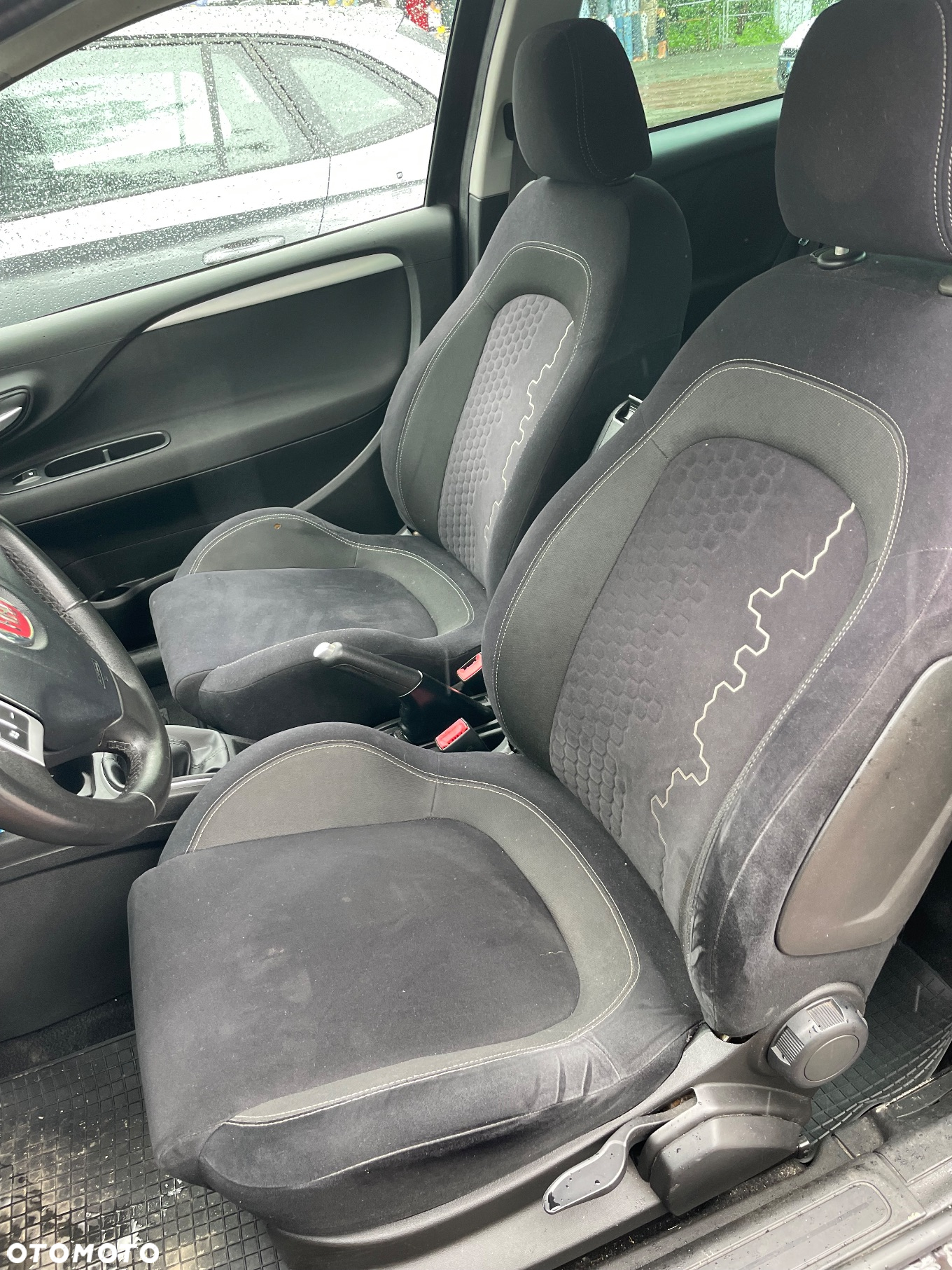 Fiat Punto - 10