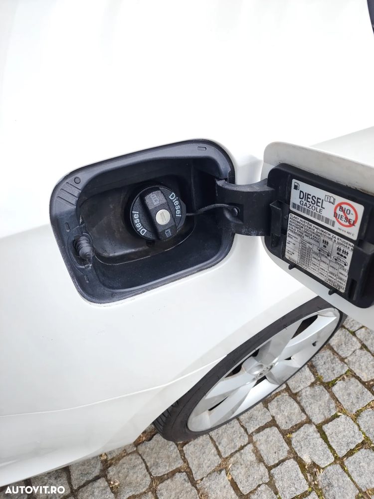 Skoda RAPID 1.6 TDI Active - 20