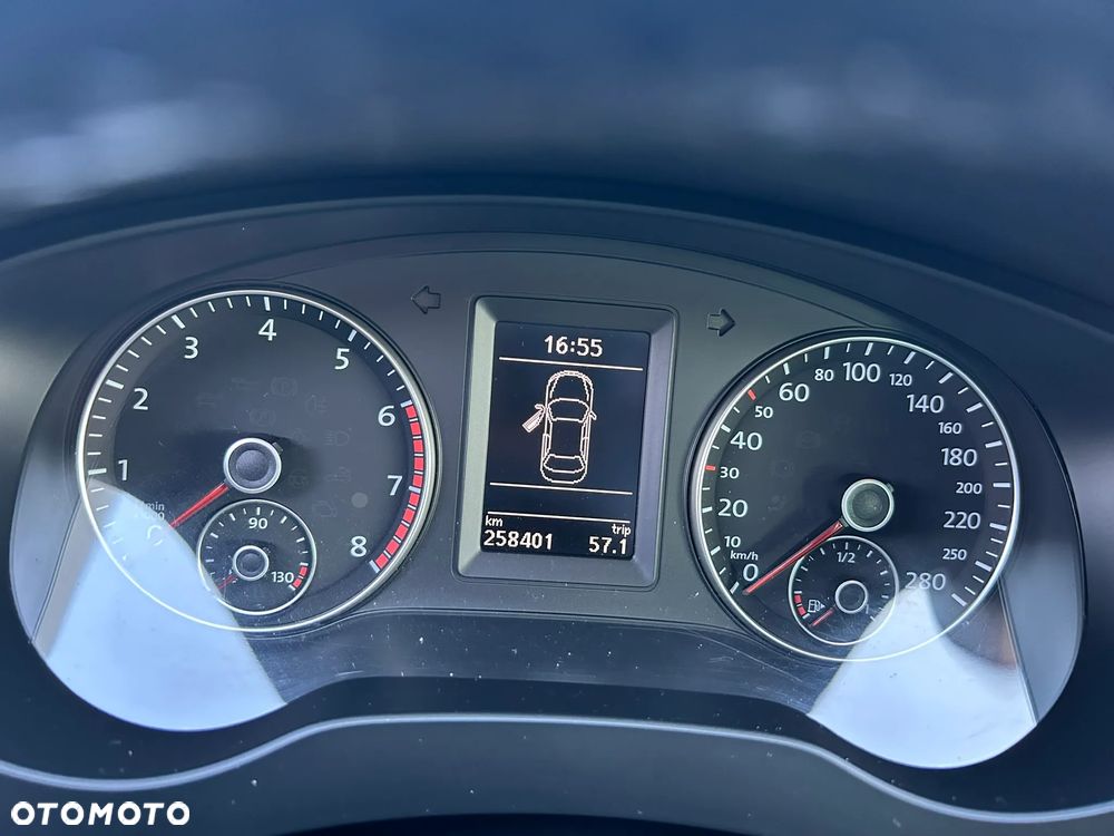 Volkswagen Jetta 1.4 TSI Highline DSG - 7