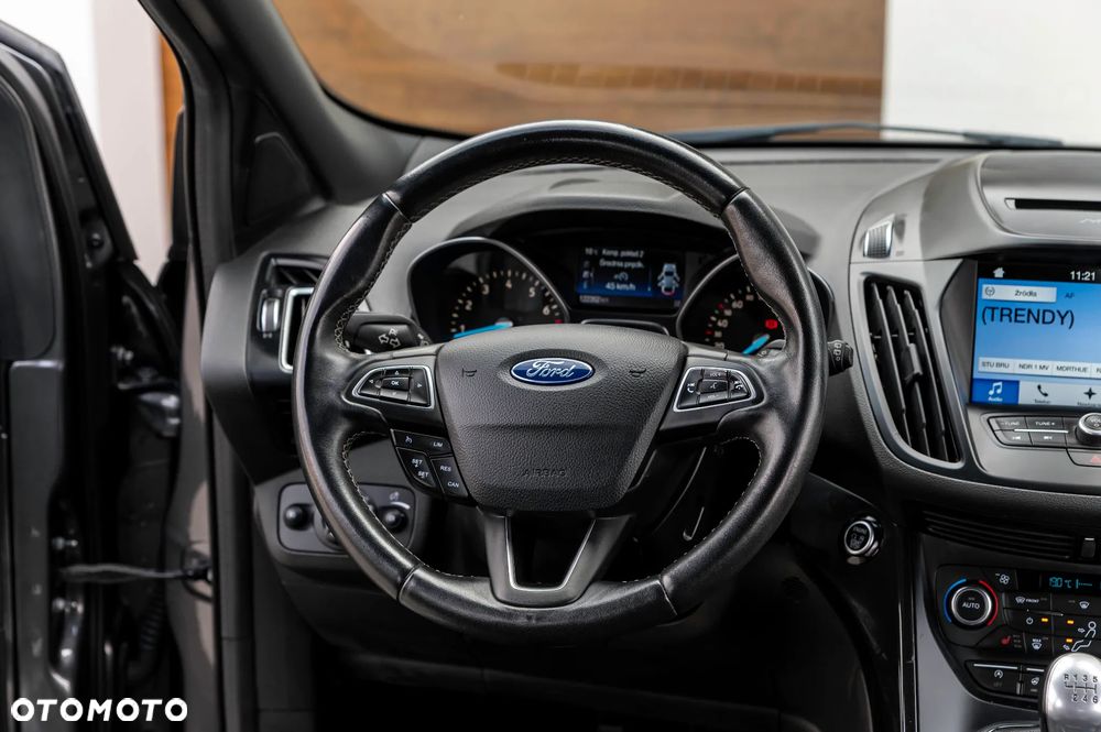 Ford Kuga 1.5 EcoBoost 2x4 ST-Line - 22