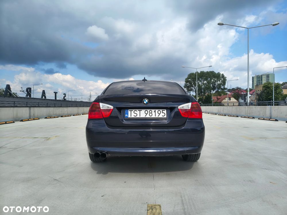 BMW Seria 3 330xi - 12