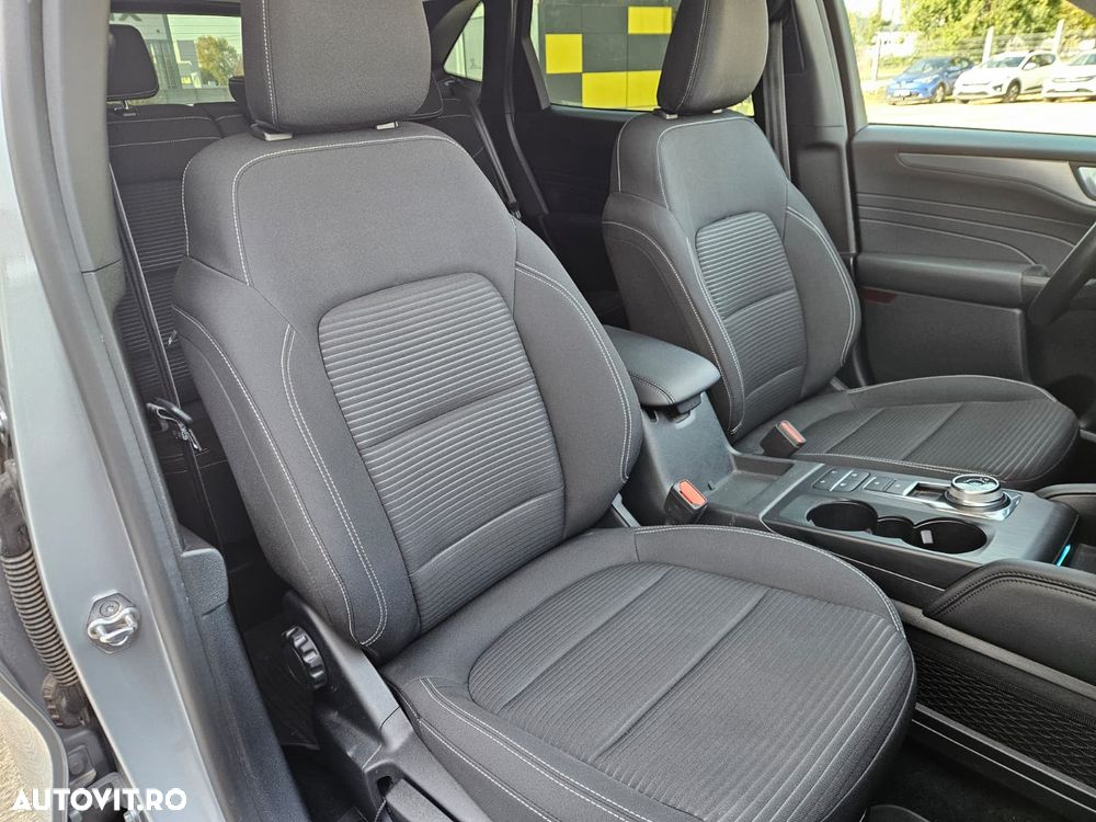 Ford Kuga 2.5 Duratec FHEV AWD Titanium - 16