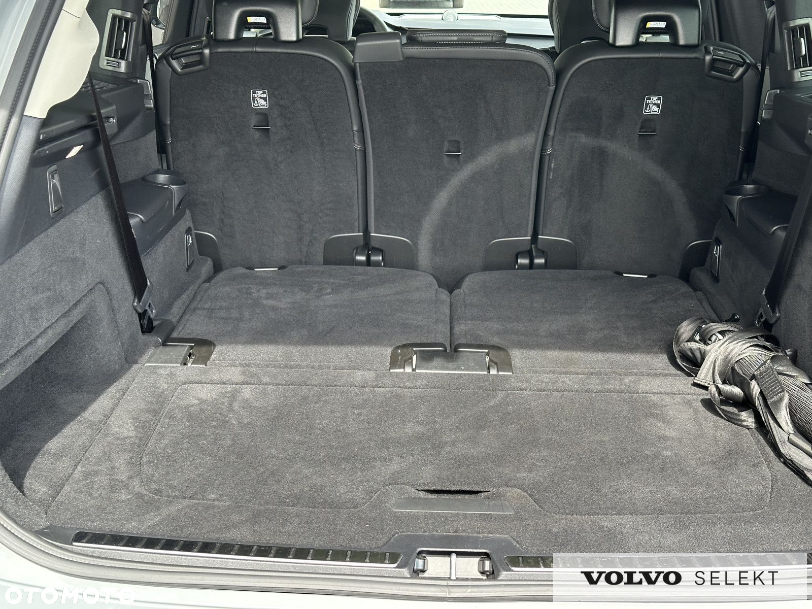 Volvo XC 90 - 22