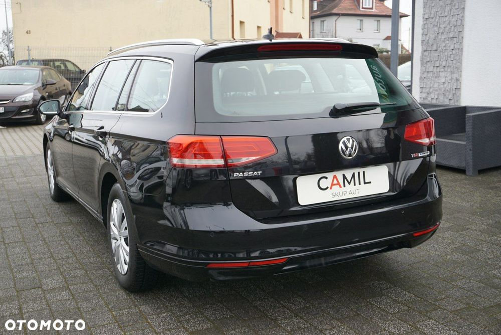 Volkswagen Passat - 7