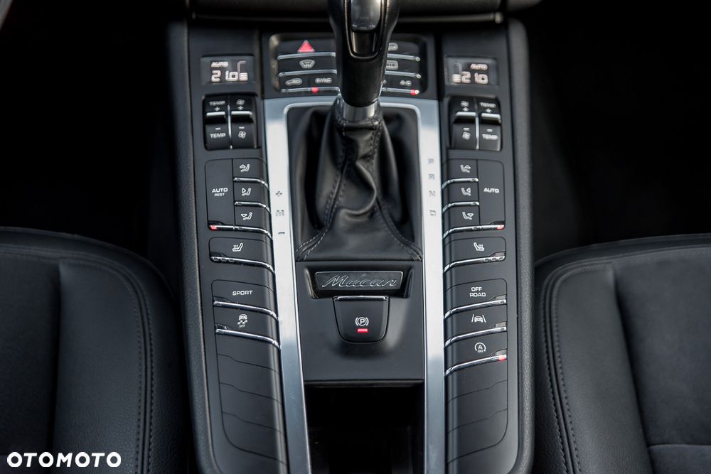 Porsche Macan - 37