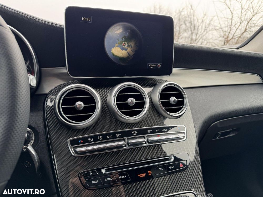 Mercedes-Benz GLC - 11