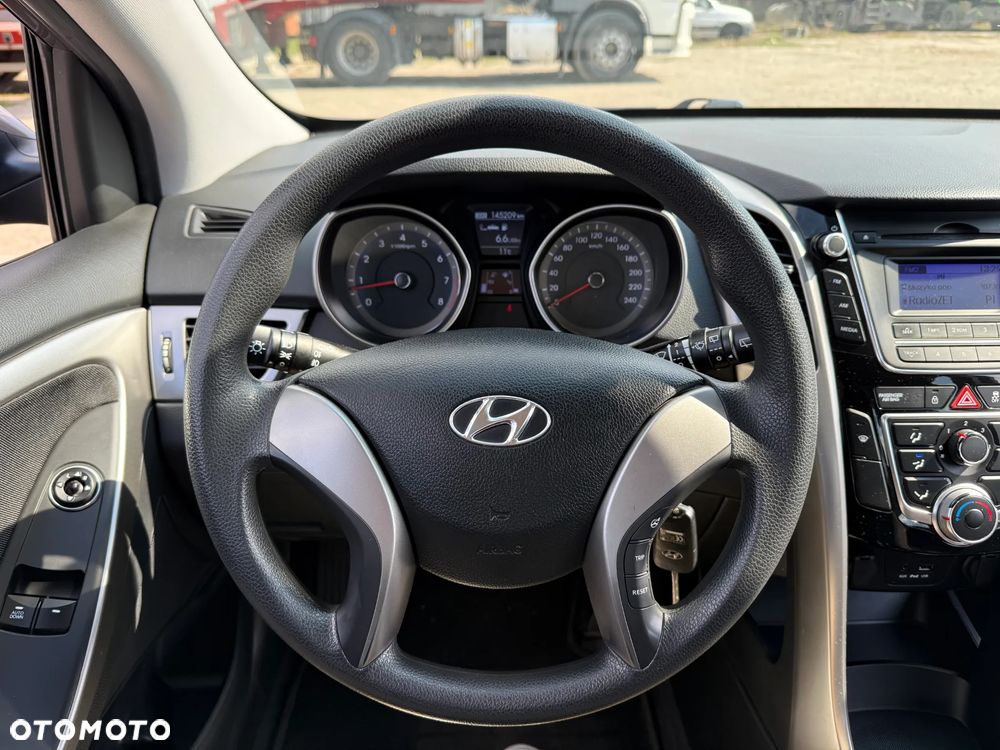 Hyundai i30 1.4 Comfort - 12