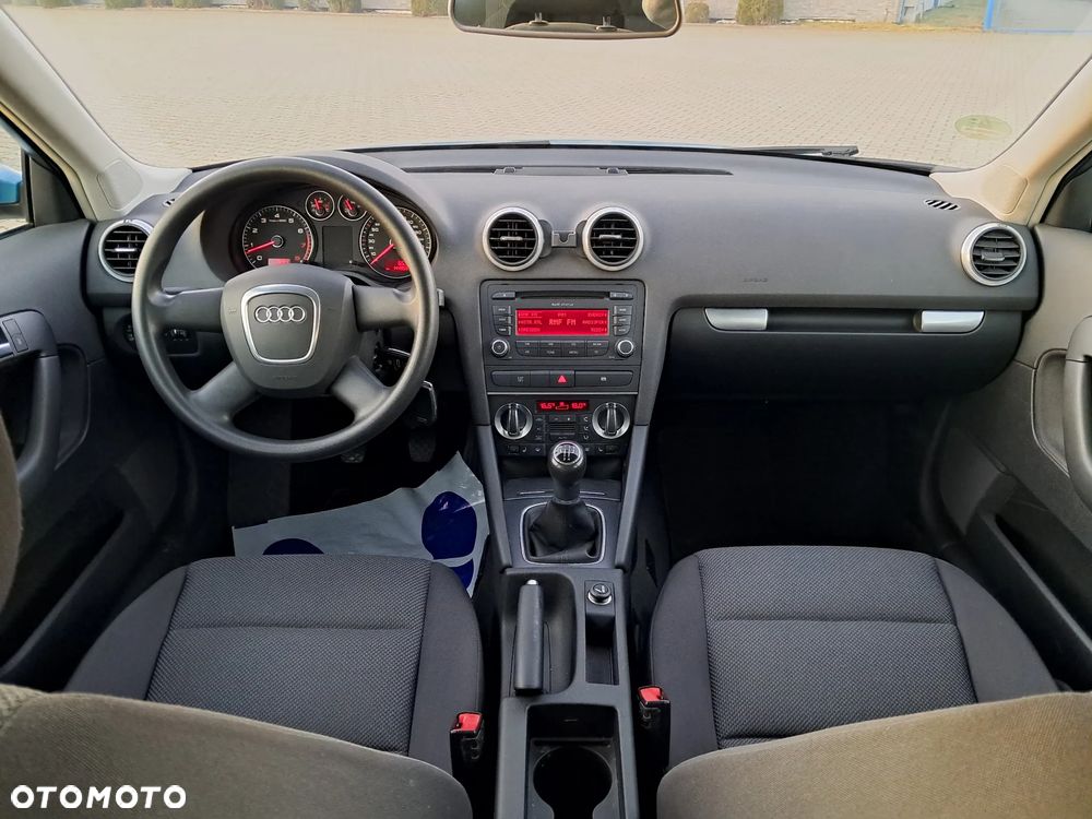 Audi A3 Sportback 1.6 Ambition - 2
