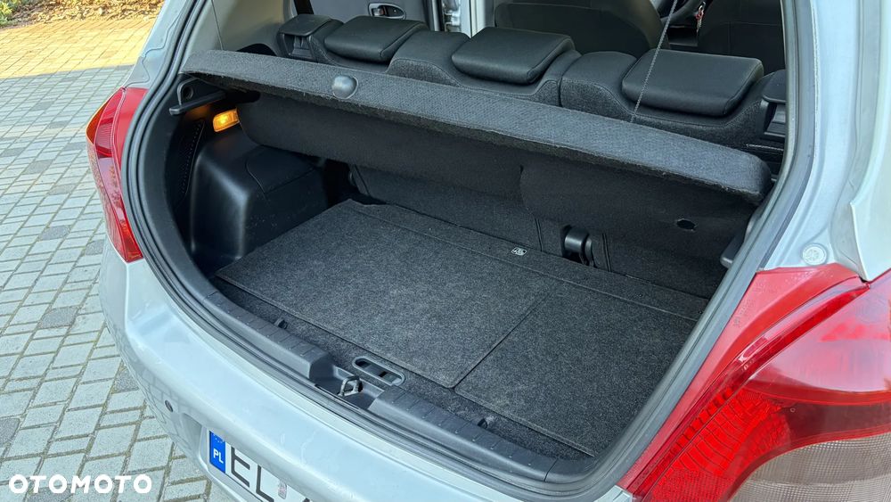 Toyota Yaris 1.3 Luna A/C - 21