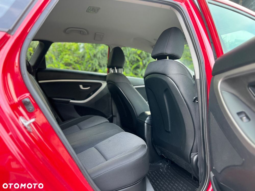 Hyundai i30 1.4 Premium - 18