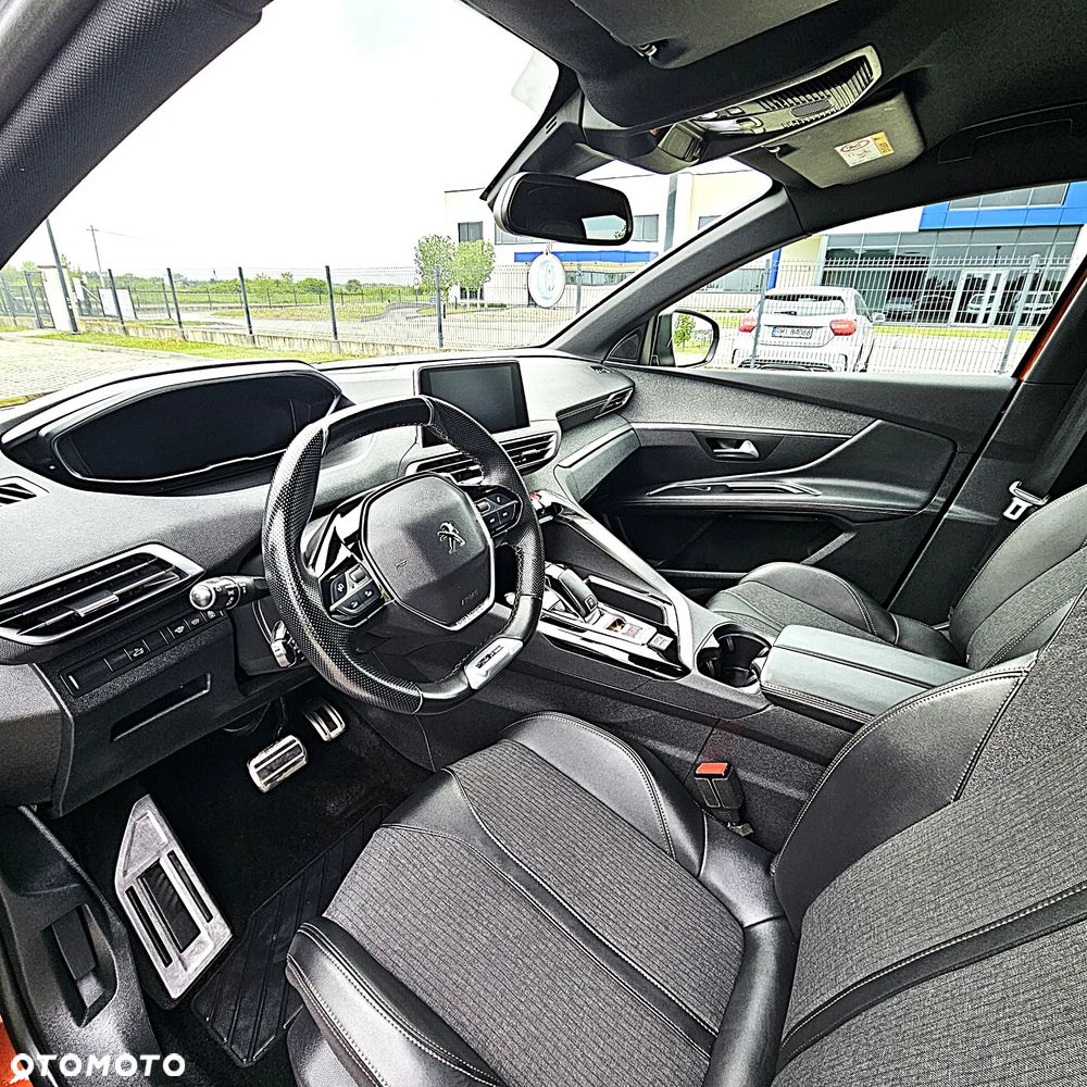 Peugeot 3008 1.6 PureTech GT S&S EAT8 - 17