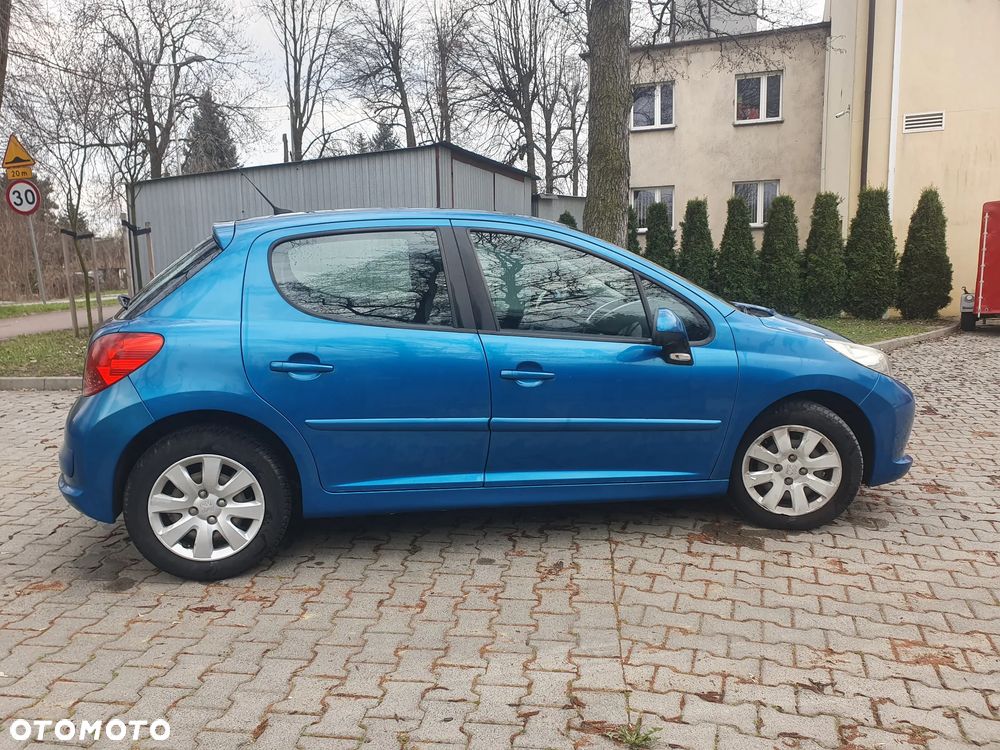 Peugeot 207 HDi FAP 90 (Blue Lion) Tendance - 7
