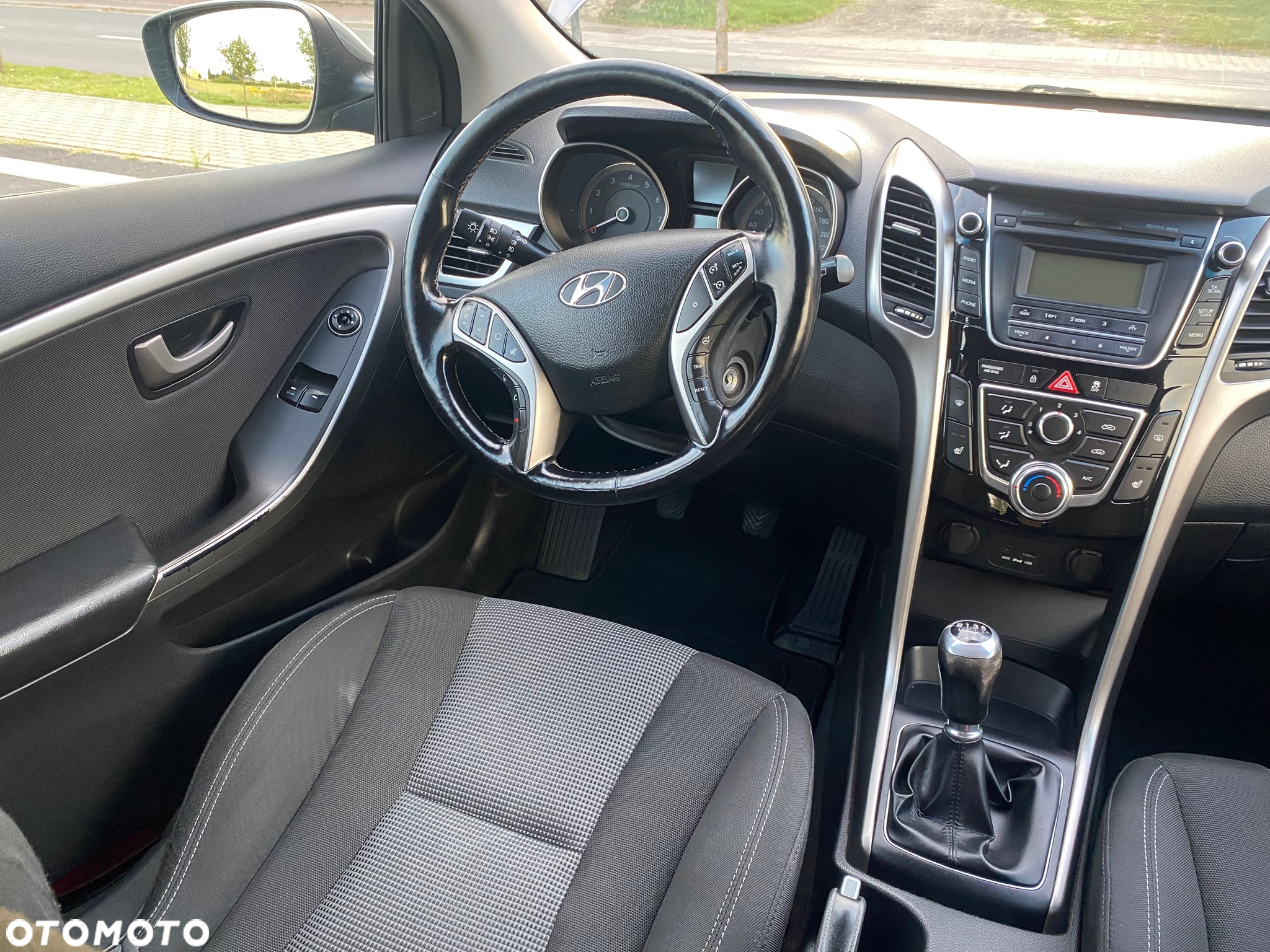 Hyundai i30 1.6 GDI BlueDrive Classic + - 12