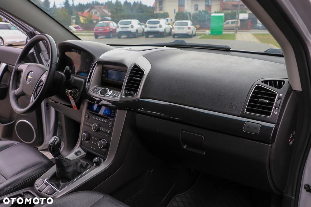Chevrolet Captiva 2.2 D LS+ - 19