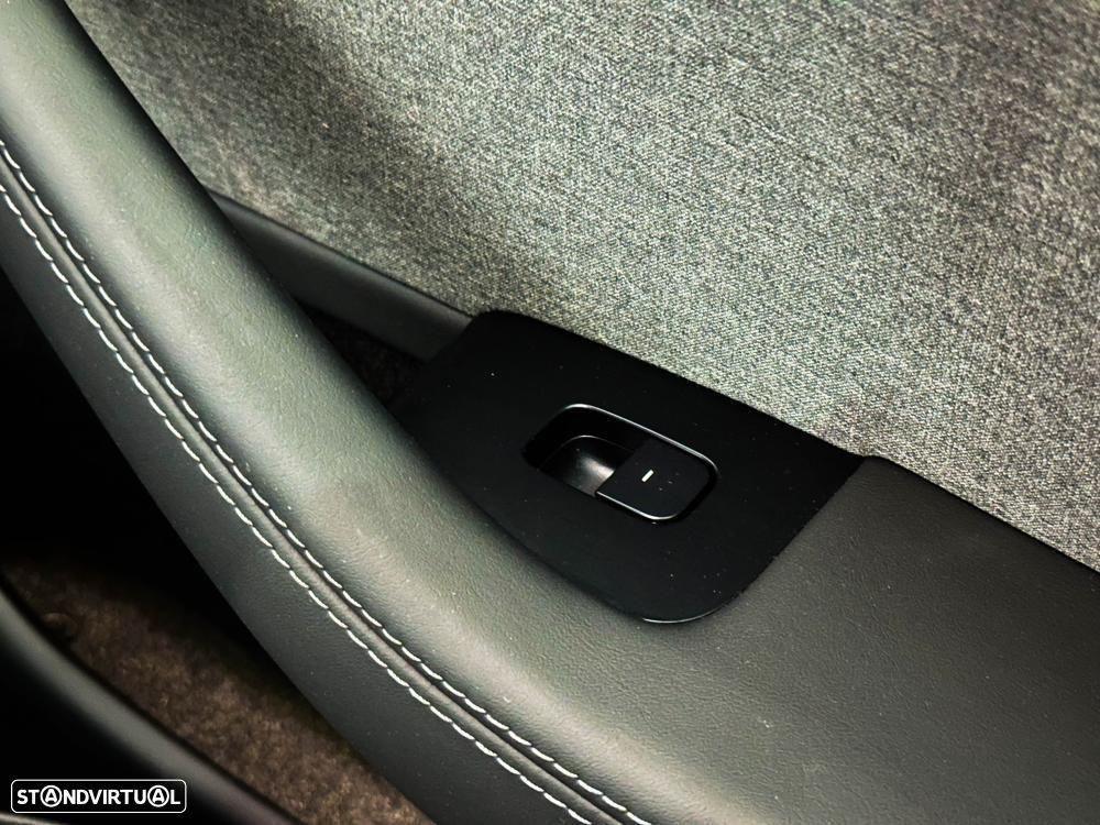 Tesla Model 3 Standard Range Plus RWD - 29