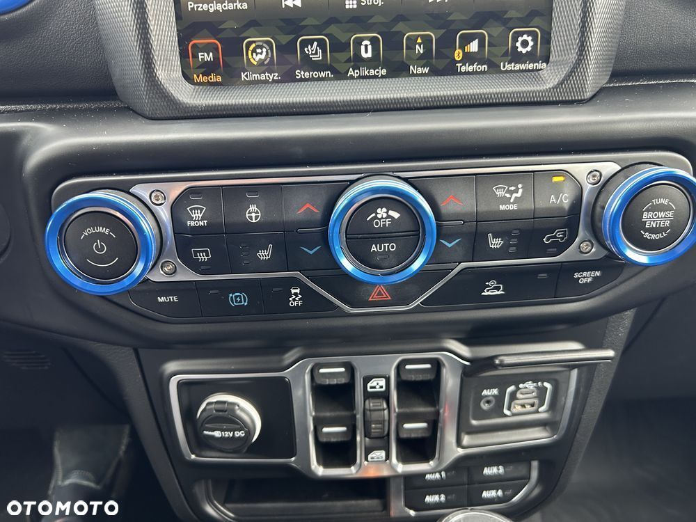 Jeep Wrangler Unlimited GME 2.0 Turbo Sahara - 16