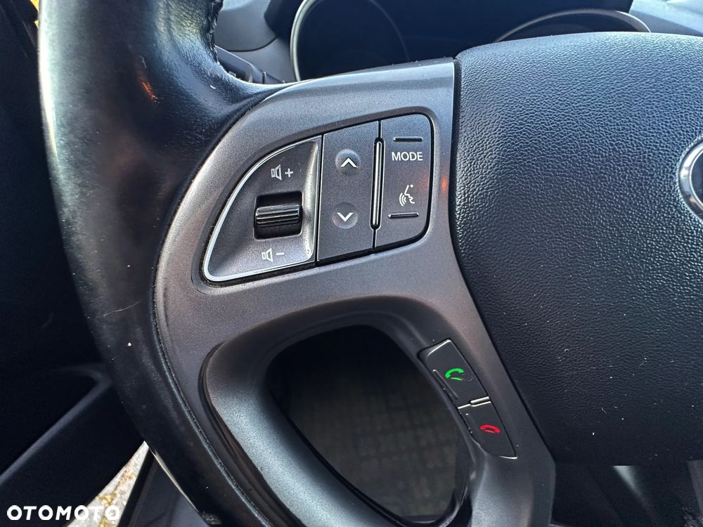 Hyundai ix35 1.6 GDI Premium 2WD - 21