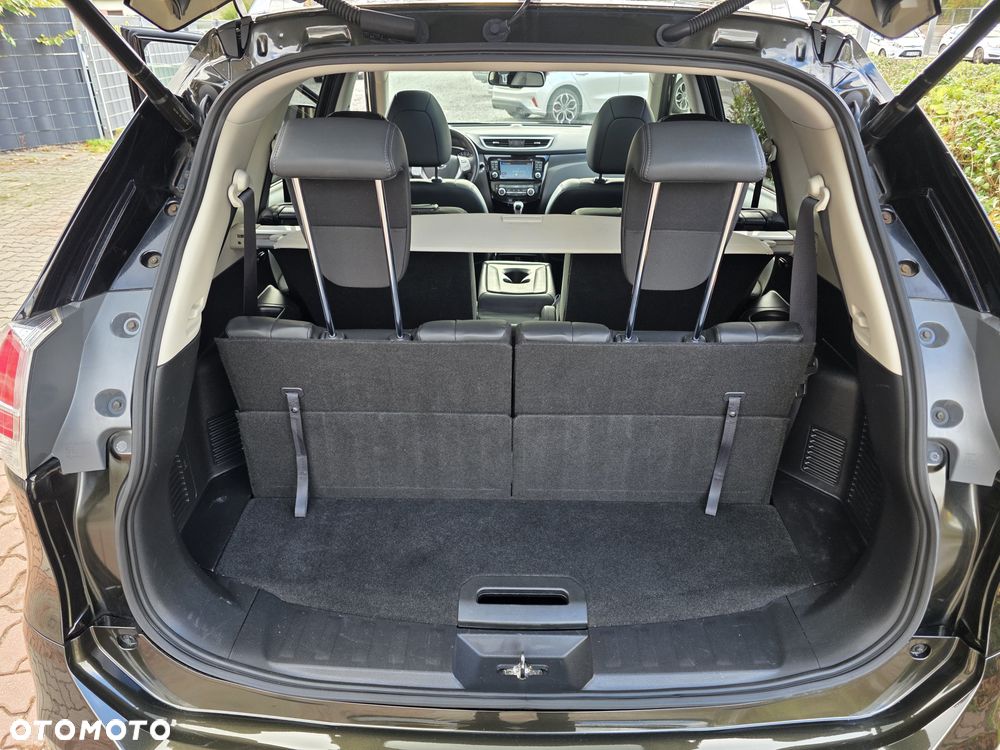 Nissan X-Trail 1.6 DIG-T Tekna - 24