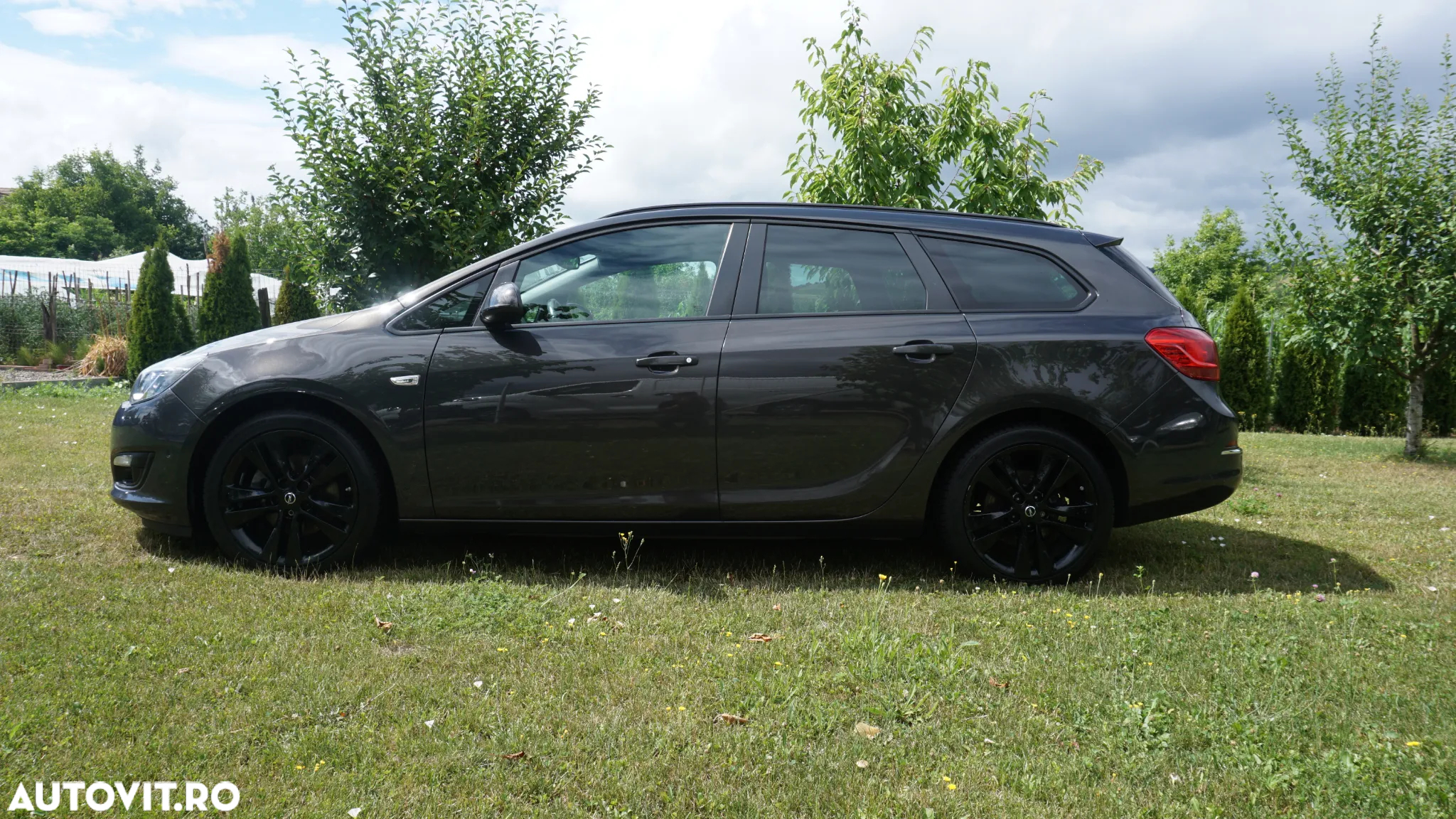 Opel Astra 1.6 CDTI DPF ecoFLEX Start/Stop Exklusiv - 2