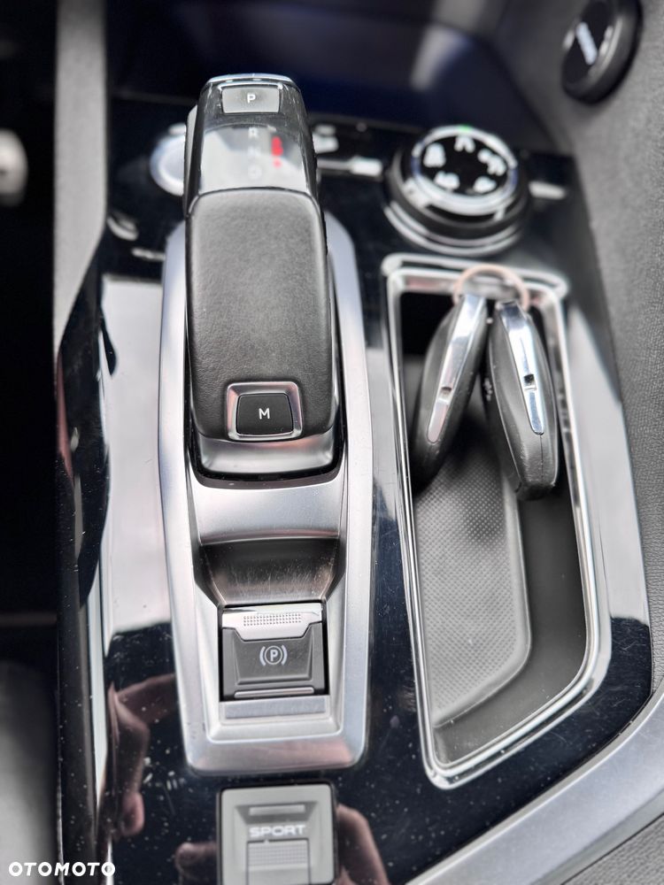 Peugeot 3008 BlueHDi 180 Stop & Start EAT8 GT - 15