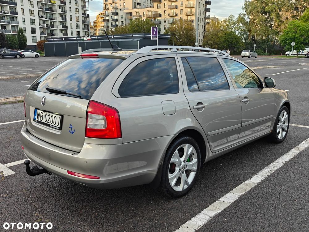 Skoda Octavia 2.0 TDI Elegance - 5