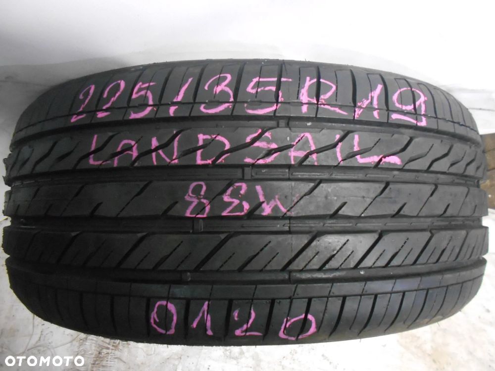 OPONA POJEDYNKA 225/35R19 LANDSAIL LS588 UHP DOT 0120 8.5MM - 1