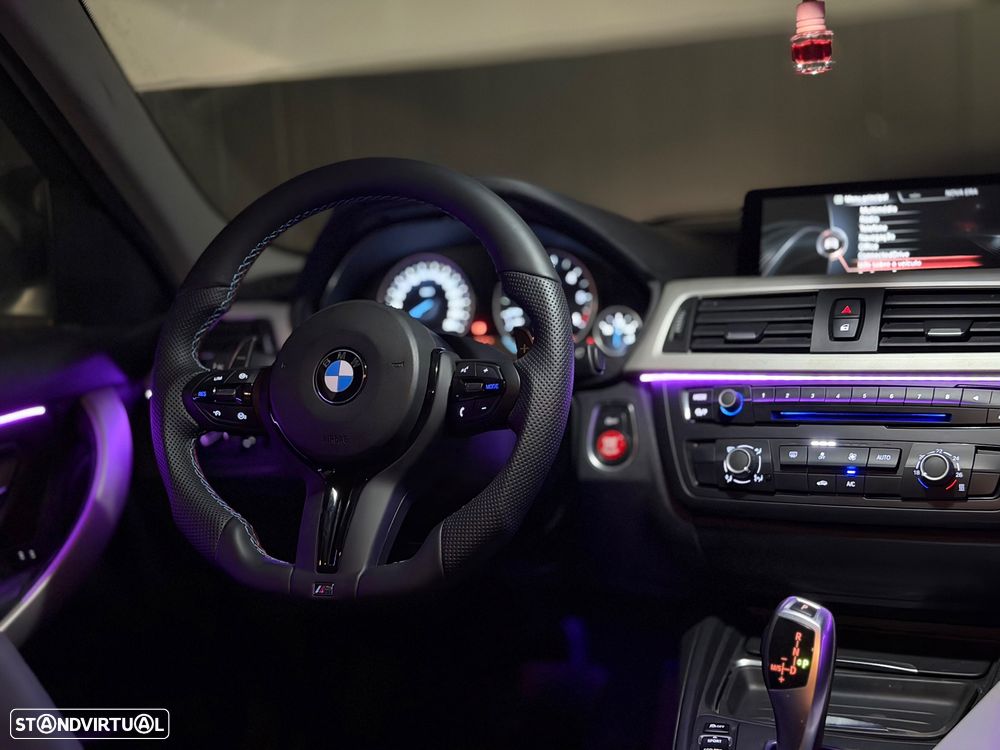BMW 318 d Aut. - 11