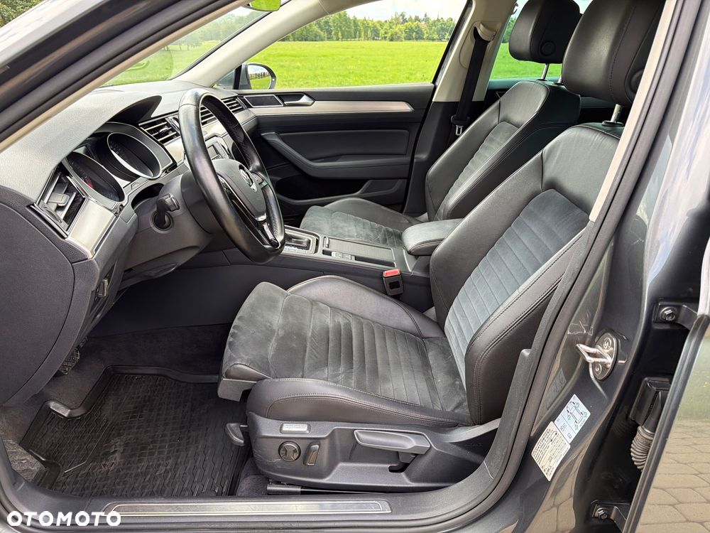 Volkswagen Passat 2.0 TDI BMT 4Mot Highline DSG - 15