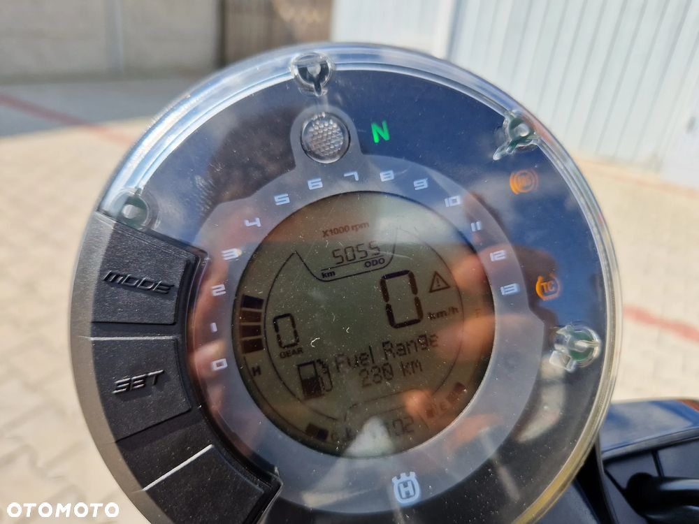 Husqvarna Vitpilen - 37