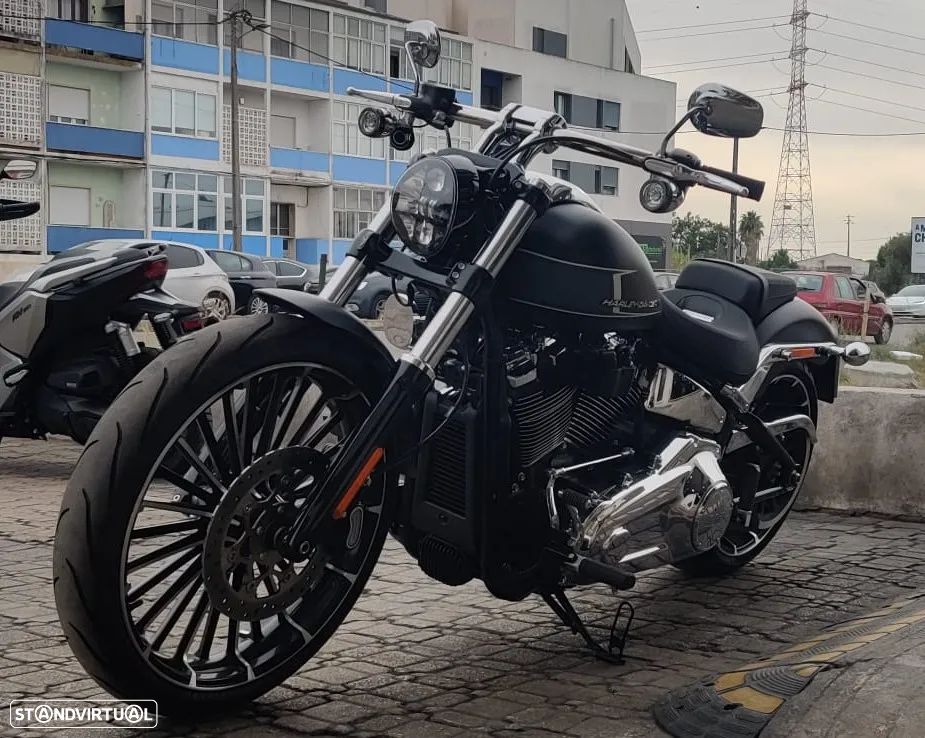 Harley-Davidson FX Breakout - 7